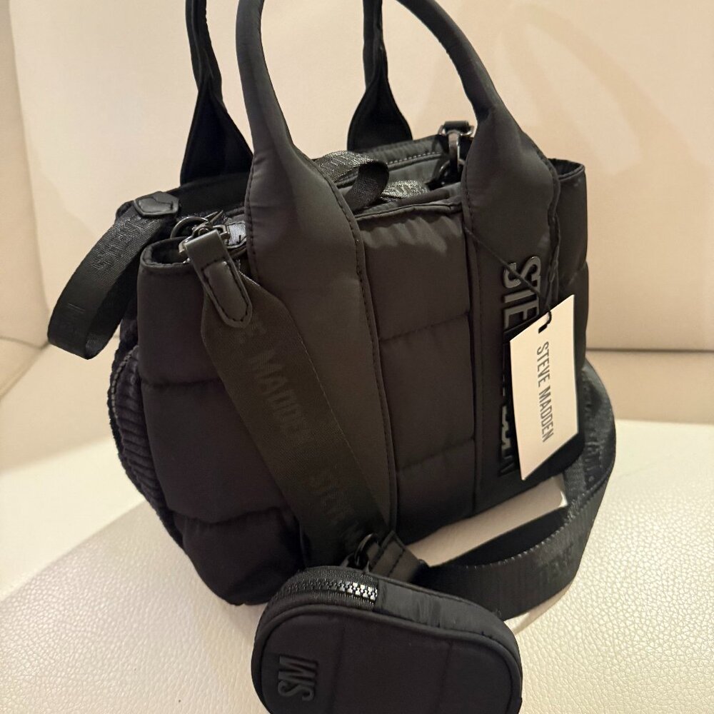 NWT STEVE MADDEN BBANDO SATCHEL CROSSBODY BAG W AIRPOD CASE BLACK